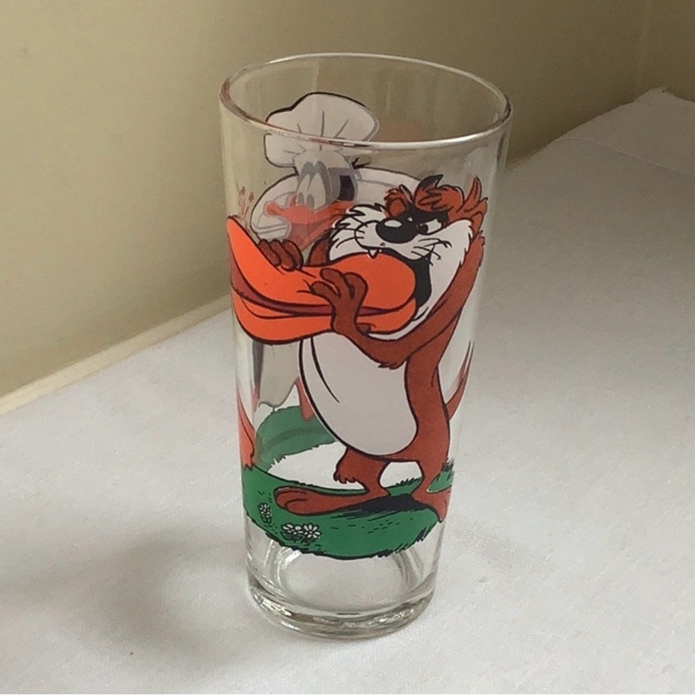 Vintage 1976 Pepsi Collector Series Glass Warner Bros Daffy Duck Tazmanian Devil